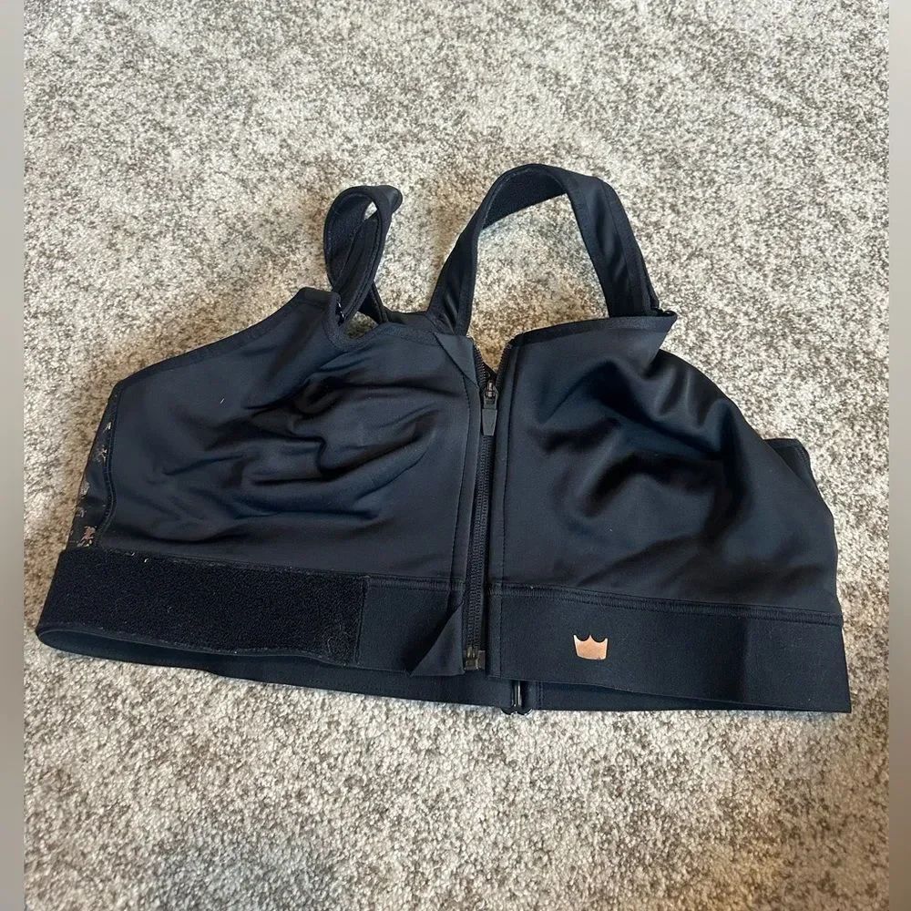 Shefit Black & Gold Supportive Sports Bra 2Luxe